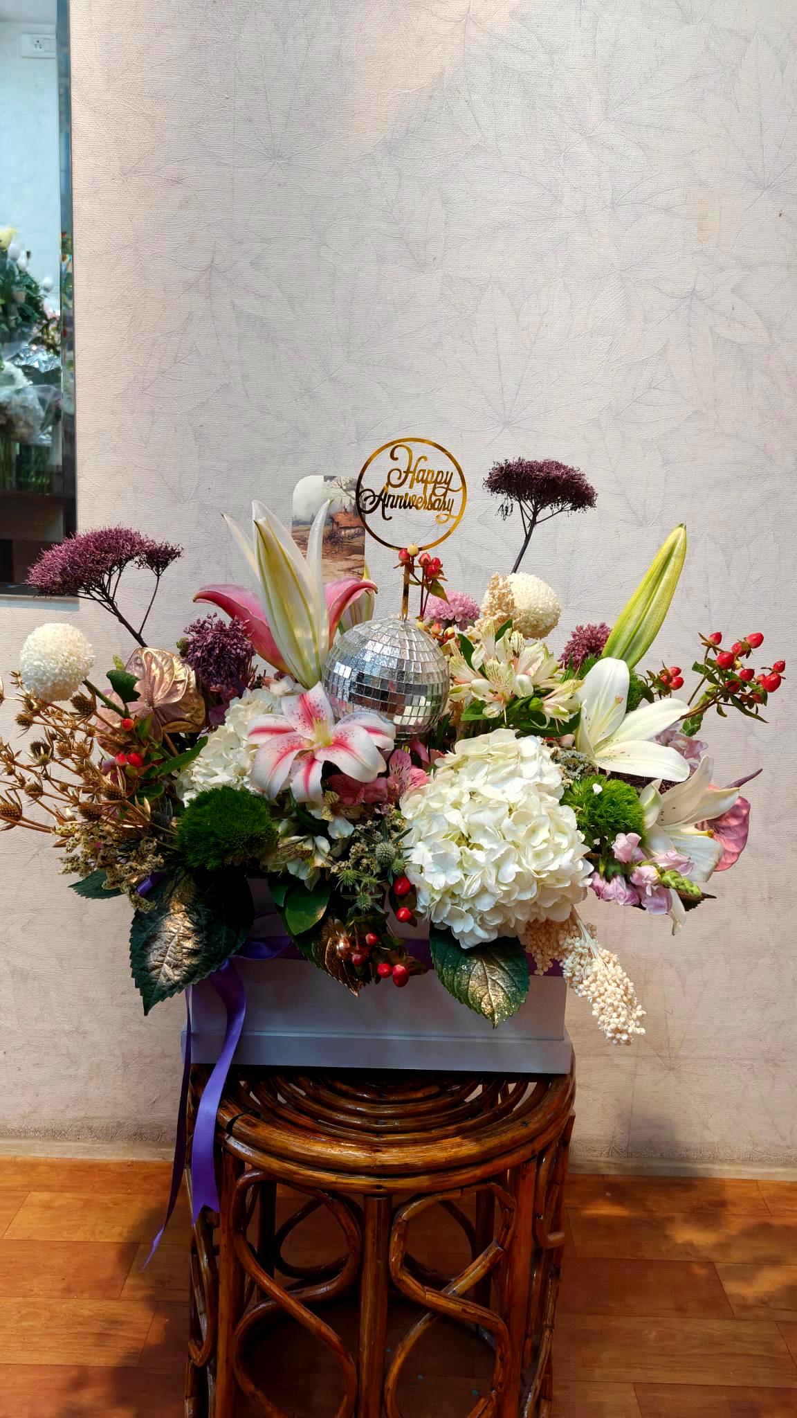 Premium box arrangement