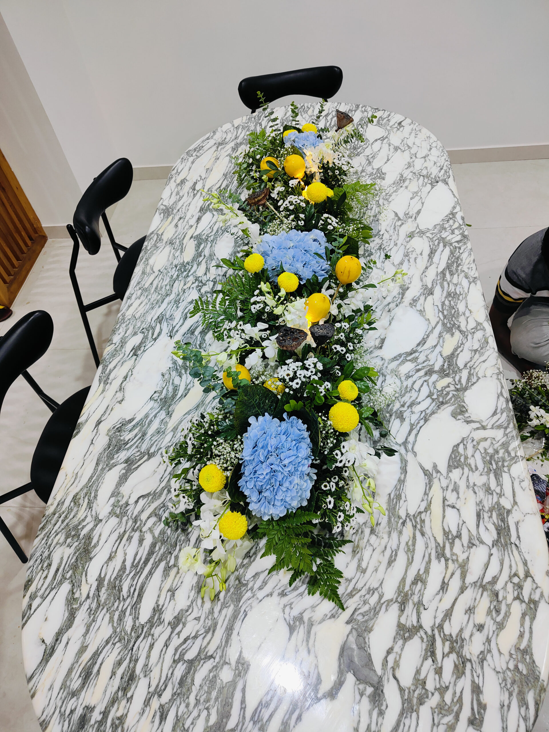 Table arrangement